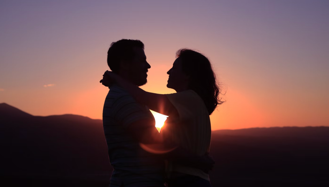 情感咨询,商业化