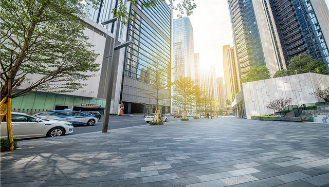 最新资讯 | 央行公布5年期LPR利率至4.45%、龙岗融湖盛世花园摇号结果出炉