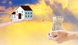 甩卖、开张并举，地产公司的酒店生意经