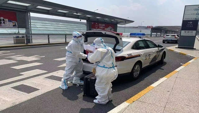 高考进入倒计时，普陀警方为外地考生返乡备考护航 