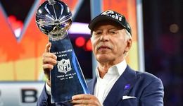 46.5亿美元，这支NFL“鱼腩”的交易为何创造了体育史