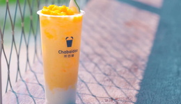 換“外賣頭像”，新品賣出100萬杯，奈雪這波操作，只有年輕人能看懂