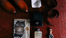 大型商場(chǎng)，正在奢侈品化