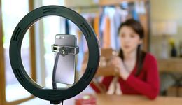 新东方“救”了直播？