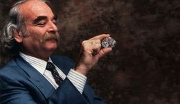 做到百亿身家后，这位福州大佬遭遇新威胁