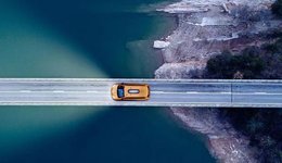 “蔚小理”等待欧洲车主