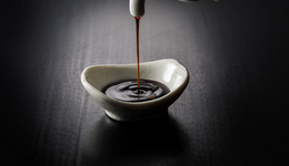 暴跌3000亿，“酱茅”变味？