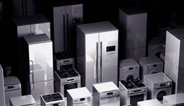 家电巨头何处去？