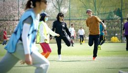 新城市运动：社群消费，玩乐主义和再造附近