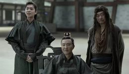 国产剧“爹味”尬住