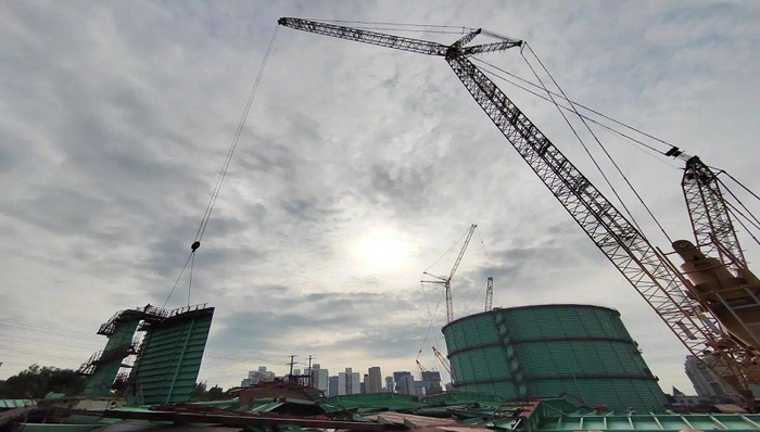 最后一块柜壁移除！大渡河路“煤气包”1号气柜主体结构完成拆除 