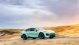 深蓝SL03：有性价比没惊喜