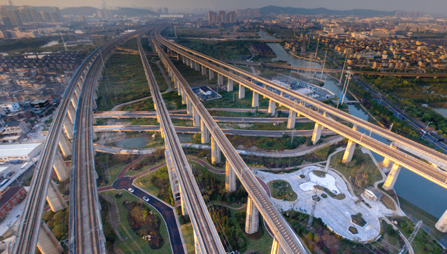 河南发改委发布关于郑州至南阳高速郑州至许昌段项目申请报告核准的批复