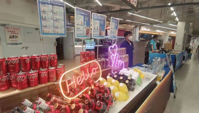 普陀上线“网红夜市”，吸引众多市民前往消夏 