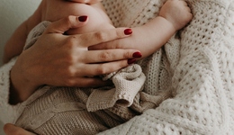 特别策划 | 是否、何时、如何身为妈妈？