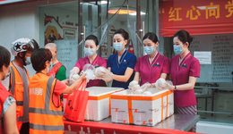 “一碗粥温暖一座城”南航河南公司开展志愿者公益服务活动