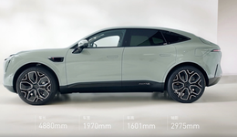 阿维塔11：长安“唱戏”，大佬“站台”