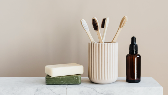 纯净美妆,环保,消费文化