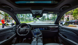 全国首例，重庆能打到无人驾驶出租车了 试运行期间低至1折