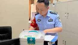“小小药箱，关爱无价”——洛阳站派出所为一线配发“爱心小药箱”