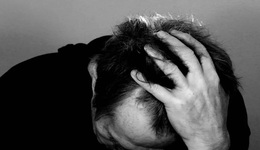 營收利潤雙降，誰絆倒了閱文？