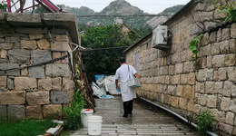 “天使白”守护“健康绿”，威海文登这名医生用行动践行使命