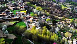 四川丹巴县：提升城乡环境 扮靓美丽乡村