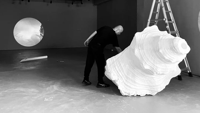 策展人手记 |  何时何地何人何事 —— 纪录沈也最新个展《滞》