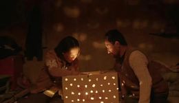 誰在推高《隱入塵煙》？