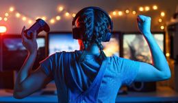 電競破局：下沉、出海、造星、NFT與線下衍生