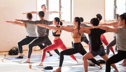 Lululemon背后的200年“隐形帝国”长盛不衰，中国版故事该怎么讲？