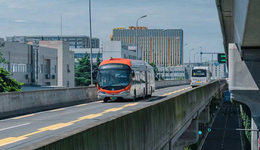 在“静下来”的成都“忙起来”的交通人