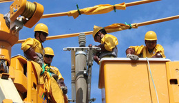 宁波电力“小黄人”助力城市道路发展