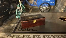 北京上海的年轻人，半夜上街“捡垃圾”