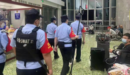 洛阳铁路公安：月饼暖心田 铁警护周全