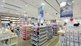 名創(chuàng)優(yōu)品，遭遇“多事之秋”