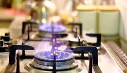 火星人失速，黃衛(wèi)斌“集成灶老大”難當(dāng)