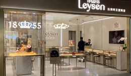 15.63萬(wàn)對(duì)新人在國(guó)慶假期結(jié)婚，被婚戀產(chǎn)業(yè)鏈安排的明明白白