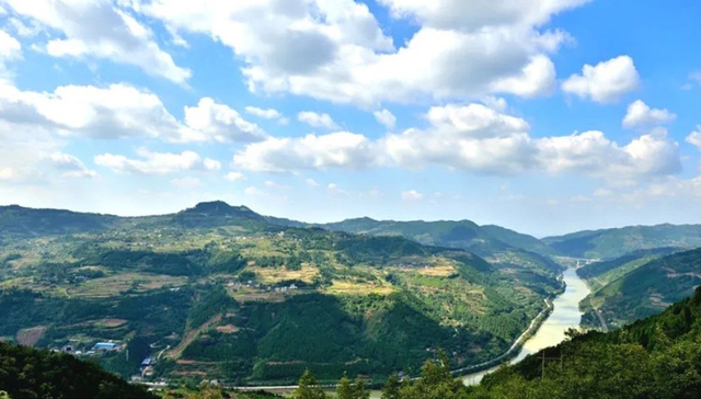 成都金堂：“家门口”寻惬意  开启国庆近郊游