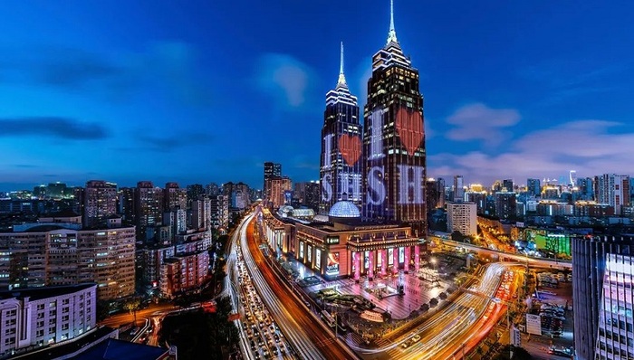 上海环球港：“边角料”被“雕琢”成美玉，十年打磨造就“城市名片”