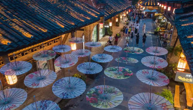 成都古镇国庆“淘金热”，看文旅“破圈”带来流量经济