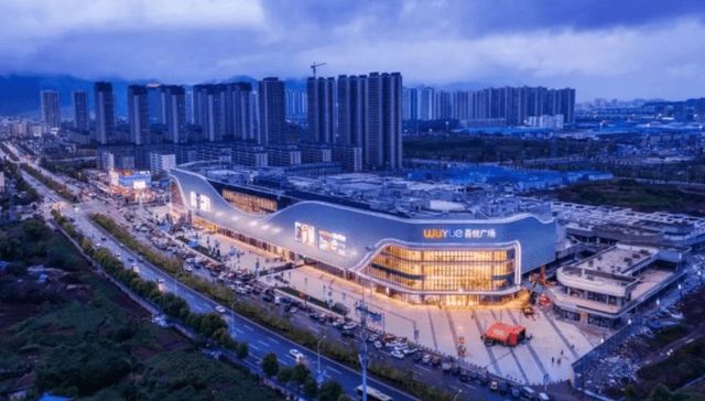 吾悦广场开业，融耀城业主逛街有了好去处