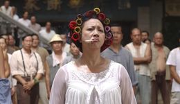 椰樹直播有多雷人，老國(guó)貨就有多焦慮