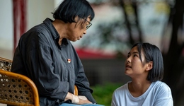 她不一样 | 张桂梅：「山里的孩子一个都不能掉队」