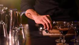 日咖夜酒，餐飲店的新出路？