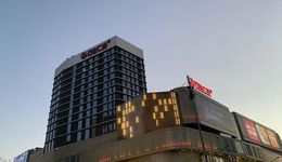 三季度亏损9亿、退保率超9%，百年人寿如何跨过业绩“山丘”？