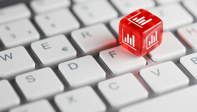 多邻国,美股,财报,教育,订阅