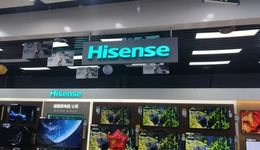 中国男足去不了的“世界杯”，中国企业和裁判替他圆梦了