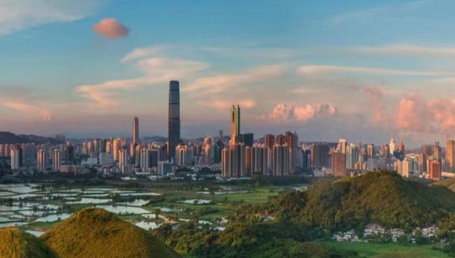 2022年深圳86个片区房价地图出炉，10套房有6套卖到单价6万+