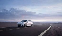 会赚钱的极氪“值钱”吗？